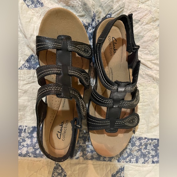 NWT Clarks Black Laurieann Vine Sandals - Size 9W - Picture 1 of 5
